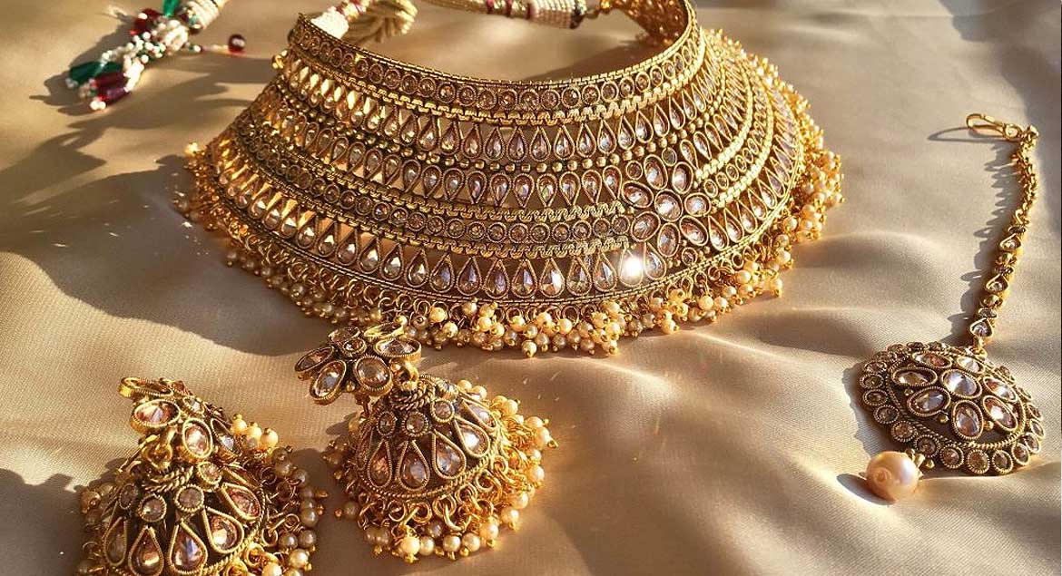 Wedding Jewelry Trends to Watch for in 2022